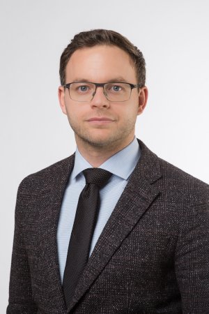 Dr. Orbán Balázs
